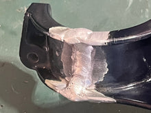 Load image into Gallery viewer, BFT 115 150 Tohatsu LOWER FRONT COVER BRACKET HZY6-40154-000ZC four stroke 2014-up compatible BF 150 hp Honda 40154-ZY6-000ZA 2004-up
