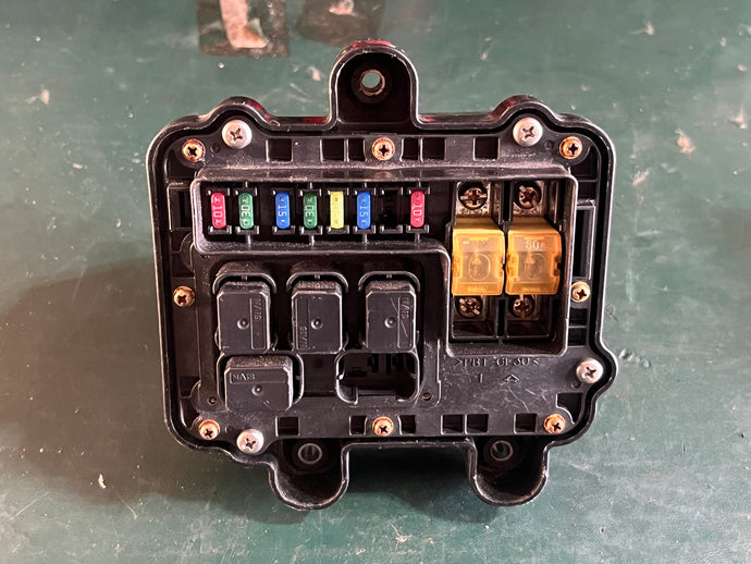 f 350 300 hp Yamaha 6AW-82170-01-00 FUSE BOX ASSY & Stay 6AW-82171-00-00 electrical four stroke 2007-14