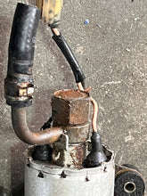 Cargar imagen en el visor de la galería, DT 150 200 225 HP Suzuki 15100-92E02 high pressure FUEL PUMP two stroke

