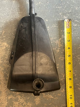 Load image into Gallery viewer, 30 25 15 hp Evinrude E-tec AIR SILENCER ASSY 5007320 two stroke 2017 compatible 2009-up AA AB AF
