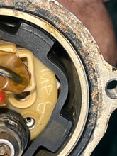 Lade das Bild in den Galerie-Viewer, 50 40 hp Tohatsu Nissan FFP FUEL FEED PUMP for vst 3T5043100 two stroke 2002-2018 some 70 90 hp compatibility
