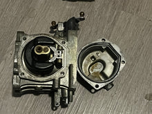 Load image into Gallery viewer, 250 hp Yamaha CARBURETORS 1-3-5 61A-14100-03-00 61A- 14101-03-00 61A-14102-03-00 two stroke 76 degree
