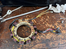 Load image into Gallery viewer, REPAIR 150 175 hp Mercury 398-9610a24 STATOR flat connectors 135-225 Two Stroke
