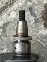 Cargar imagen en el visor de la galería, 40 50 55 60 Mercury CRANKSHAFT 827954T2 Two Stroke three cylinder only

