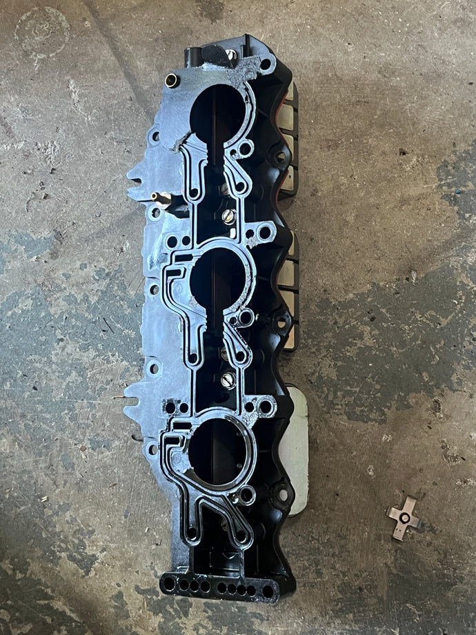 175 150 135 hp Ficht Evinrude INTAKE MANIFOLD STBD 0346149 LEAF PLATE 0437591 two stroke 2005-2006