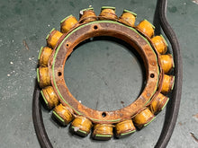 Cargar imagen en el visor de la galería, 250 225 300 hp Yamaha HPDI 60V-81410-01-00 stator three connector Two Stroke 2000-2004 outboard
