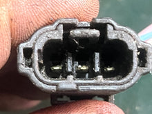 Lade das Bild in den Galerie-Viewer, DF 30 25 hp Suzuki PTT trim SWITCH 37850-92J00 four stroke 2016-2024
