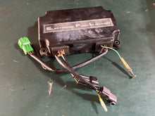 Load image into Gallery viewer, DT 225 HP Suzuki 33920-92EA0 FUEL INJECTION UNIT oem Two Stroke super clean
