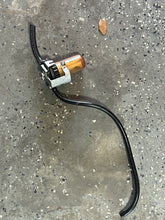 Load image into Gallery viewer, f 225 hp Yamaha 65L-24560-00-00 FUEL FILTER ASSY with 69J-24566-00-00 bracket 1997-2005 150 200 250 hp
