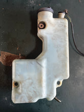 Load image into Gallery viewer, 90 hp Tohatsu Nissan OIL TANK 90A 3B7710102 LEVEL SENSOR 3B7710201 Two Stroke
