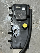 Lade das Bild in den Galerie-Viewer, 60 50 40 hp Mercury CYLINDER HEAD COVER 893694T01 857084-c1 Four Stroke EFI
