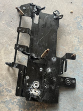 Lade das Bild in den Galerie-Viewer, 115 hp Mercury Optimax ELECTRICAL PLATE 880190T05 Two Stroke 3 Cylinder DFI 2008 75-115 hp
