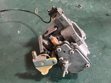 Load image into Gallery viewer, 25 20 15 hp Mercury CARBURETOR 817405T16 817405T19, CHOKE SOLENOID 823433 two stroke
