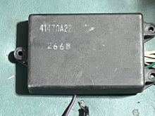 Cargar imagen en el visor de la galería, 135 150 175 200 hp Mercury 41470a22 Oil Injection Warning Unit two stroke
