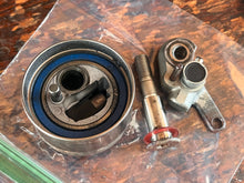 Load image into Gallery viewer, f 115 hp Yamaha belt TENSIONER 6EK-11590-00-00 Four Stroke 2014-2021 some 130 hp
