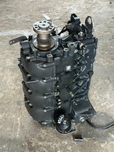 Cargar imagen en el visor de la galería, vf 90 hp Yamaha CYLINDER BLOCK 6FP-W009B-00-9S 6FP-15109-01-9S four stroke 2016-2022
