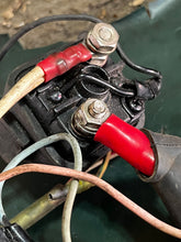 Lade das Bild in den Galerie-Viewer, Hitachi TRIM RELAYS solenoids A104-125 A104-124 Starter Solenoid A104-104 Suzuki Outboard
