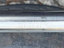 Cargar imagen en el visor de la galería, 225 - 400 hp Mercury Verado XXXL 30” Driveshaft 45-8m008696 (45-8m0086969) for HD Gearcase with bearings - possibly equivalent to  8M0199854
