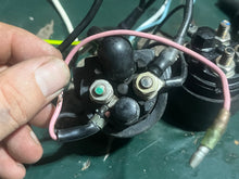 Lade das Bild in den Galerie-Viewer, DF 60 70 HP Suzuki 38410-94552 PTT POWER TRIM RELAY up &amp; down  Four Stroke 1998-2009 compatible some 40 50 90 100 115 hp - Evinrude 5031483
