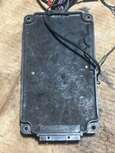 Lade das Bild in den Galerie-Viewer, 250 225 hp Yamaha CDI control unit 69L-00 69L-85540-00-00 F8T33775 Two Stroke vx 2002-2004
