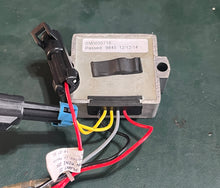 Lade das Bild in den Galerie-Viewer, 60 50 40 hp Mercury 8M0050718 VOLTAGE REGULATOR 5-wire, 8m0060361 fuse harness connector Four Stroke EFI oem
