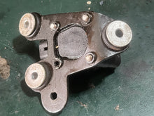 Load image into Gallery viewer, 135 150 200 225 hp Mercury OPTIMAX TPI 83295211 (needs LEVER) TPS Cover 8582261 TWO STROKE DFI some compatibility EFI &amp; PRO XS Outboards

