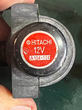 Lade das Bild in den Galerie-Viewer, Hitachi A104-124 A104-125 DT 50 - 140 hp Suzuki Tilt &amp; Trim Relay Solenoids 38410-94540 up &amp; down OEM Two Stroke works for other makes &amp; models 804282T 38410-95540 38410-94510
