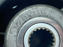 Lade das Bild in den Galerie-Viewer, Turbo Boat Propeller Right Hand 14 1/4 x 15 Pitch Stainless VO142515RA OMC COBRA VOLVO
