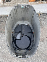 Cargar imagen en el visor de la galería, f 150 Yamaha TOP COWLING engine cover 63P-00 63P-42610-00-8D 2004-2009 Four Stroke 63P-42610-01-8D
