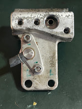 Load image into Gallery viewer, 150 200 hp Yamaha FUEL REGULATOR 68F-24470-00-00 two stroke HPDI 2000-2003 some 175 hp
