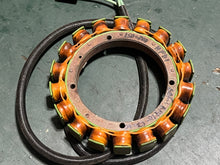 Load image into Gallery viewer, 150 175 200 hp YAMAHA hpdi OEM STATOR 68F-81410-00-00 two stroke ELECTRICAL two connector 2000-2011
