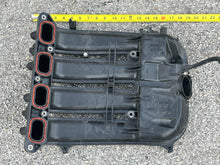 Lade das Bild in den Galerie-Viewer, 115 hp Mercury IAFM Intake Manifold 892952T04 four stroke EFI compatible with some 75 80 90 100 hp

