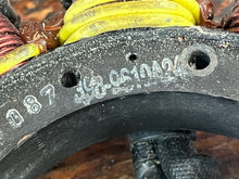Cargar imagen en el visor de la galería, 150 175 200 hp Mercury 398-9610a24 OEM STATOR Two Stroke EFI 6 cylinder
