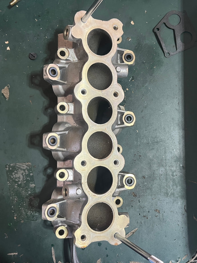 DF 225 250 200 hp Suzuki INTAKE MANIFOLD 13110-93J00 with bolts Four Stroke 2004-2024