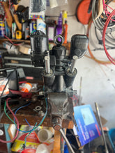 Load image into Gallery viewer, 115 hp Evinrude e-Tec POWER TRIM &amp; TILT ASSY 5005114 ptt Two Stroke 2015
