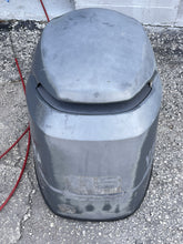 Cargar imagen en el visor de la galería, f 115 hp Yamaha TOP COWLING engine cover 68V-42610-10-8D four stroke 2002-2011 68V-42610-14-00 68V-42610-13-00 68V-42610-12-00 68V-42610-12-8D 68V-42610-11-8D 68V-42610-10-8D
