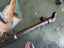 Lade das Bild in den Galerie-Viewer, 0390465, 390465 Fuel manifold assy Johnson Evinrude
