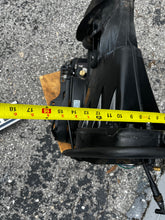Load image into Gallery viewer, 40 45 30 50 60 hp Mercury Yama-Merc MIDSECTION with POWER TRIM four stroke SWIVEL BRACKET 850066A1 STEERING ARM 825222F3 SWIVEL TUBE 826233T2 ADAPTOR PLATE 8252284 BRACKETS PORT 822866A1 STBD 822865F2 POWER TRIM 855654T2
