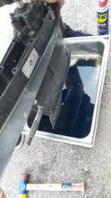 Lade das Bild in den Galerie-Viewer, sold july2025—-Force LOWER UNIT up-and-down-to-shift 20”
