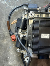 Load image into Gallery viewer, 150 175 200 HP Yamaha 68F-8591B-00-00 INJECTOR DRIVER hpdi, 2000-2003, 68F-85142-00-94 BRACKET, 6 coils - 68F-82310-01-00 Two Stroke
