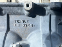 Load image into Gallery viewer, f 115 hp Yamaha CYLINDER HEAD ASSY 68V-11110-01-94 four stroke 2004 without cams
