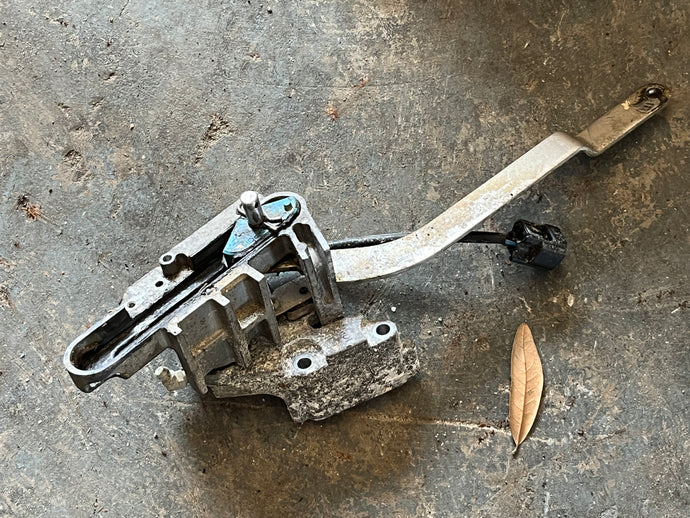 f 150 hp SHIFT BRACKET 6DA-44176-00-00 SHIFT LEVER ROD 6DA-44121-00-00 BRACKET 63P-44117-01-00  SHIFT SWITCH 69J-8259F-00-00 four stroke 2015-2024