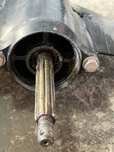 Lade das Bild in den Galerie-Viewer, 30 25 hp Mercury LOWER UNIT ASSY 825132T23 gearcase 8M0187015 346Q600006 four stroke EFI
