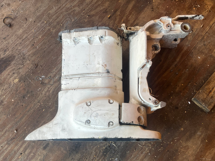 90 hp Evinrude E-tec 20” MIDSECTION sl SWIVEL 0434691 STEERING ARM 5001766 5009550 exhaust housing 0351234 adaptor 0350834 two stroke 2004-2012