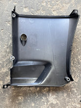 Load image into Gallery viewer, DF 175 150 200 hp Suzuki OIL PAN cover 61141-96J12-0EP 61131-96J12-0EP four stroke 2013, 2006-2024 superseded 61141-96J13-0EP 61131-96J13-0EP
