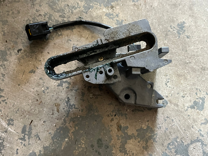 f 250 hp Yamaha CONTROL BRACKET 69J-44176-01-00 69J-44176-01-1S SWITCH 69J-8259F-00-00 four stroke 2005