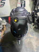 Lade das Bild in den Galerie-Viewer, 2018 F90 hp Yamaha Four Stroke Vmax 20”  clean running outboard
