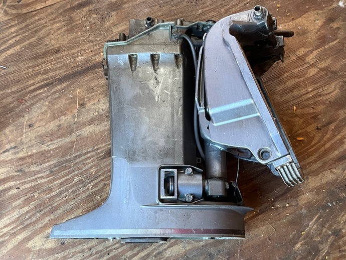 150 200 hp Yamaha 25” MIDSECTION two stroke 2.6 hpdi 2000-2005 UPPER CASING 6E5-45111-23-8D SWIVEL 64E-43311-20-8D CLAMPS 64E-43111-02-8D 64E-43112-02-8D