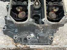 Lade das Bild in den Galerie-Viewer, f 150 hp Yamaha CYLINDER HEAD ASSY 63P-11110-11-9S 63P-10 four stroke 2015-2025
