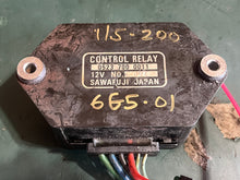 Lade das Bild in den Galerie-Viewer, 115 130 150 175 200 hp Yamaha CONTROL RELAY &amp; starter relay 6E5-81941-11-00 6G5-81950-01-00 two stroke 1987-1990
